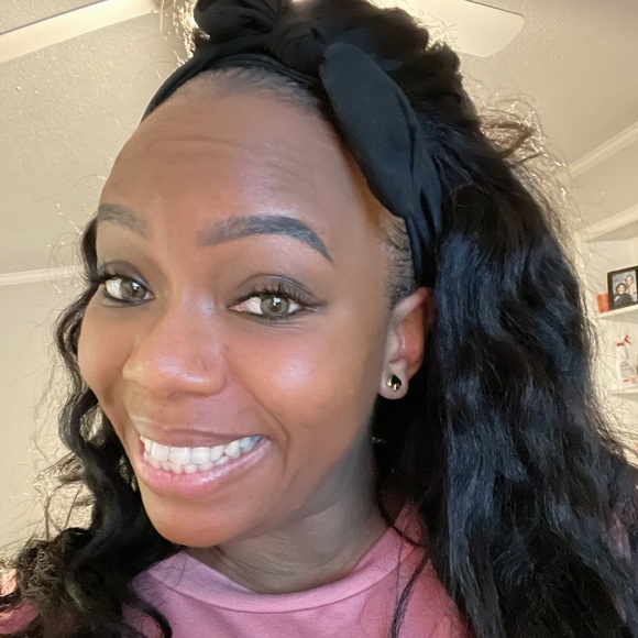 Meet your Posher, Jaime - Picture 1 of 1